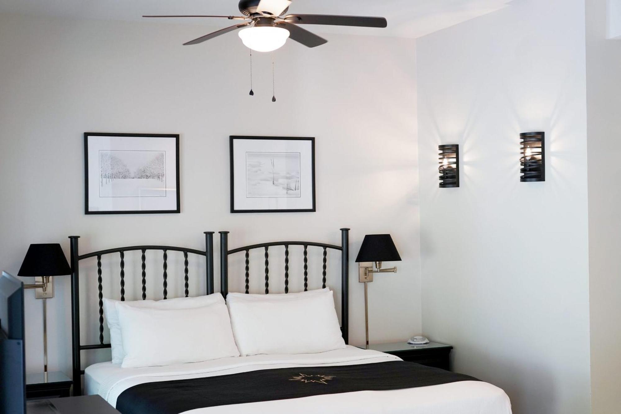 Inn At Black Star Farms Suttons Bay Phòng bức ảnh